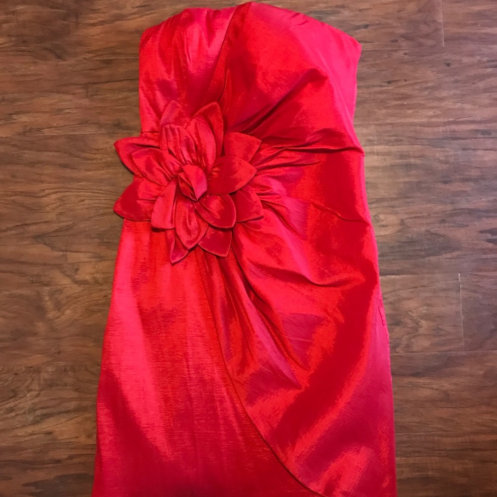 Renee C red strapless dress formal/party Sz L EUC